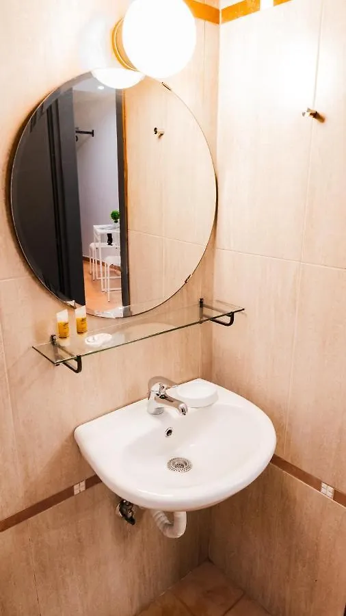 Modern Apartment For 2 Ppl In Thessaloníki 0*,